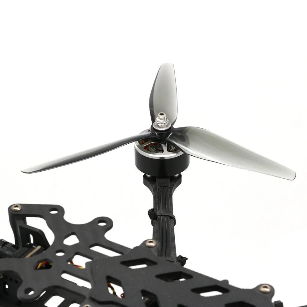 Śmigła do drona FPV 3-łopatowe 7x3,5x3 HQProp - na silniku